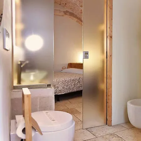 L'angolo Di Gaudì -b&b Diffuso- Alcoba Blanca Bed & Breakfast Putignano